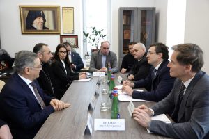 Глеб Никитин встретился с представителями армянской и протестантской церквей в Нижнем Новгороде