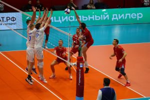 Второе «сухое» поражение в новом году потерпели волейболисты «Горького»