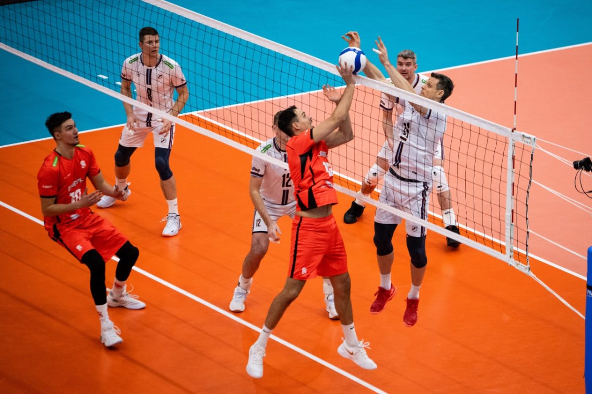 Волейболисты «Горького» в борьбе уступили «Белогорью» в матче чемпионата России