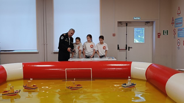 Игру «С чего начинается судостроение?» провели для нижегородских школьников