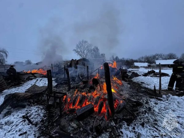 Мужчина погиб в пожаре из-за неосторожного курения в Пильнинском районе