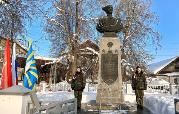 Высокий полёт: юбилей легендарного лётчика отметили в Балахнинском округе