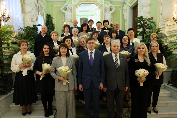23 нижегородца отмечены знаком «За безупречную службу в Нижегородской области»