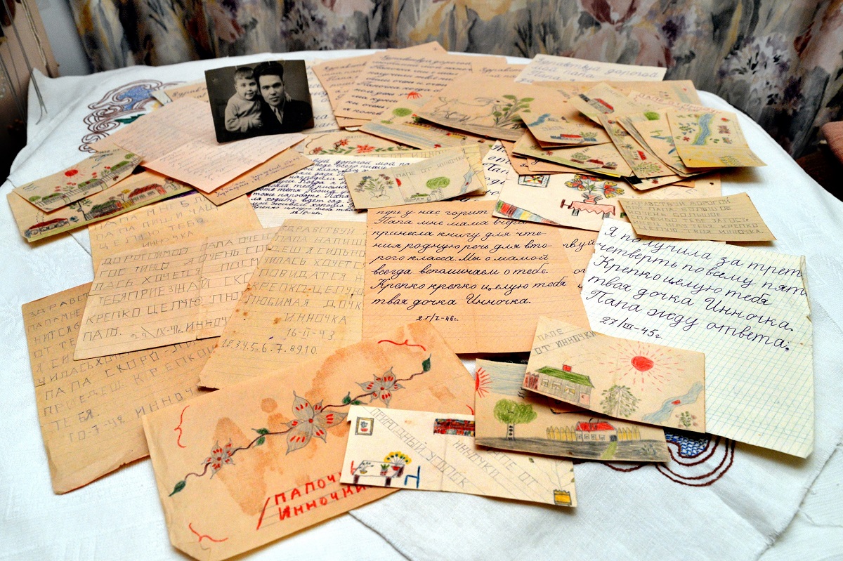 Часть семейной коллекции теперь хранится в городском музее