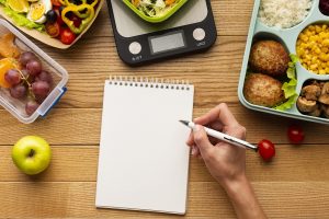 Стоит ли считать калории и как это делать правильно: объясняет врач
