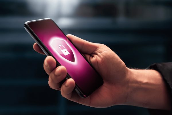 Т2 бесплатно защитит всех абонентов от фишинга