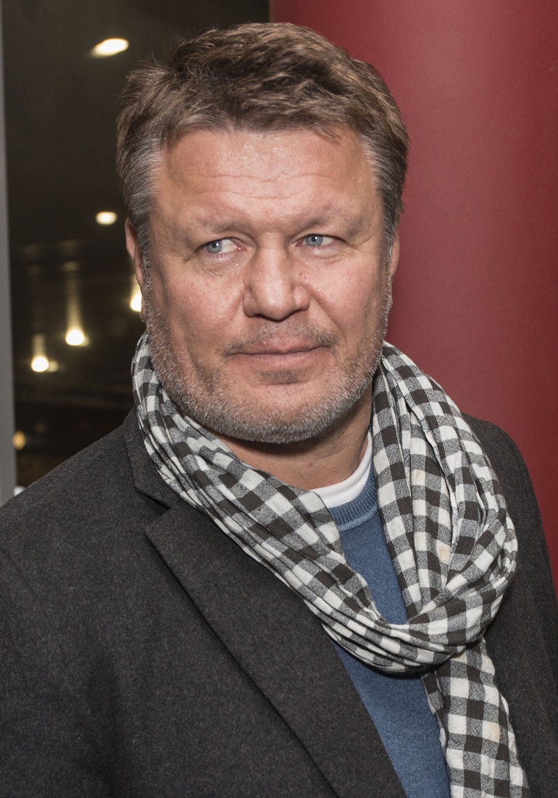 Олег Тактаров с детства был увлечен ядерной физикой и поэтому поступил в Политех