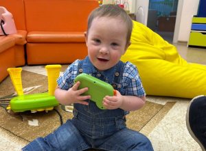 Готов стать любящим сыном: двухлетний Ваня ждёт встречи с будущими родителями