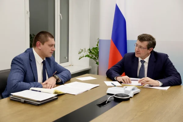 Глеб Никитин обсудил с Дмитрием Грачевым итоги стажировки «Время героев»