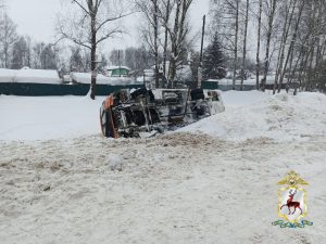 Рейсовый автобус с пассажирами перевернулся в Борском округе