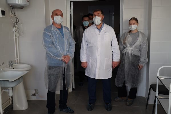 Партийный десант «Единой России» проверил качество ремонта Балахнинской ЦРБ