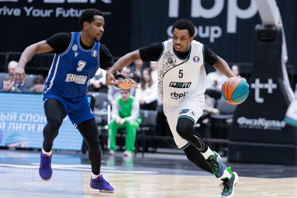 Американский разыгрывающий Айзея Вашингтон покинул БК «Пари&nbsp;НН»