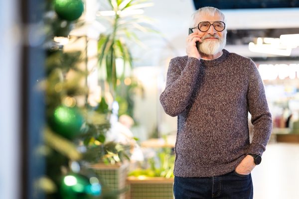 Нижегородцы выбрали живое общение: трафик звонков вырос на 15% за праздники