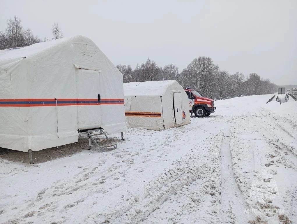 Городки жизнеобеспечения развернули на нижегородских трассах из-за снегопада