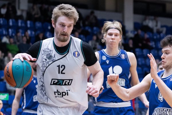 Американский центровой Хантер Дин покидает БК «Пари Нижний Новгород»