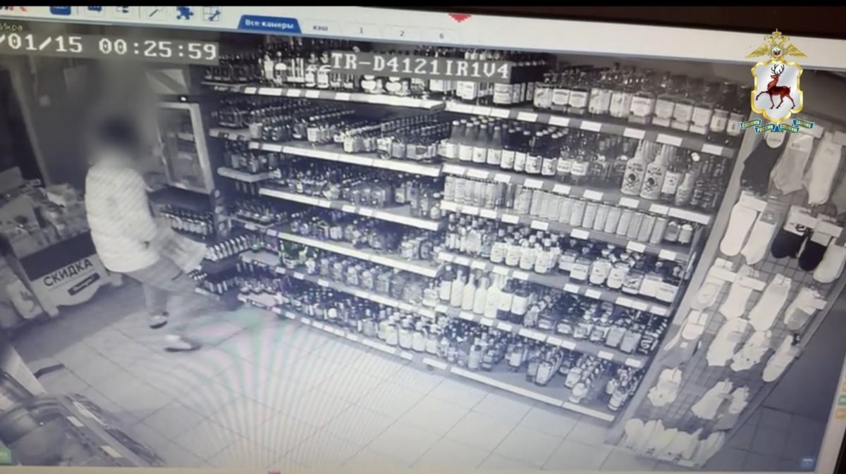 Подростки ограбили магазин в Арзамасе