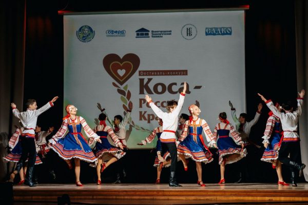 Более 60 нижегородок приняли участие в финале фестиваля «Коса — России краса»