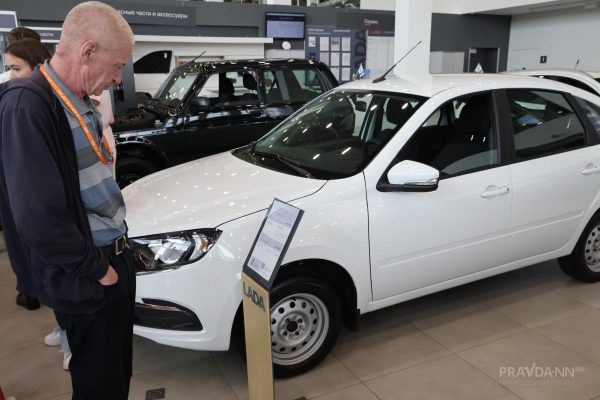 На 20% снизилась средняя стоимость нового автомобиля за&nbsp;год
