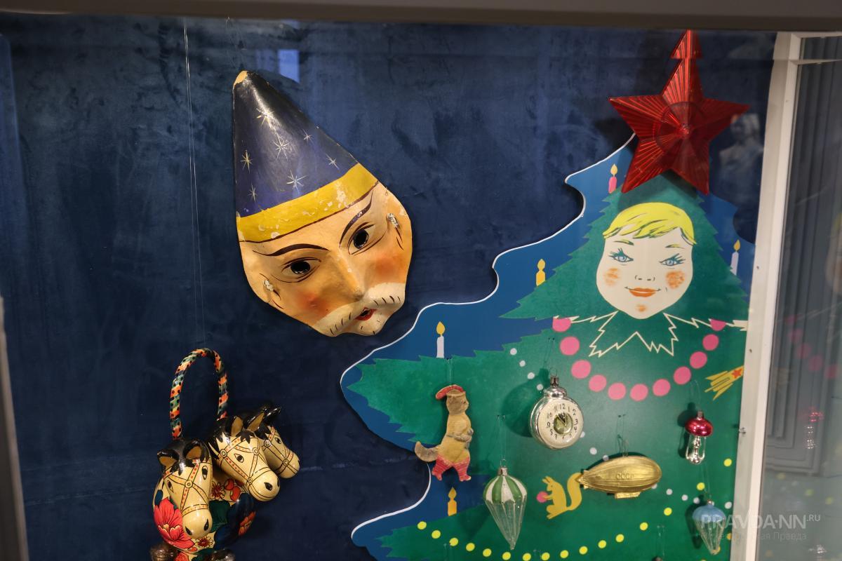 Выставка «Волшебный мир зимних праздников» в усадьбе Рукавишниковых