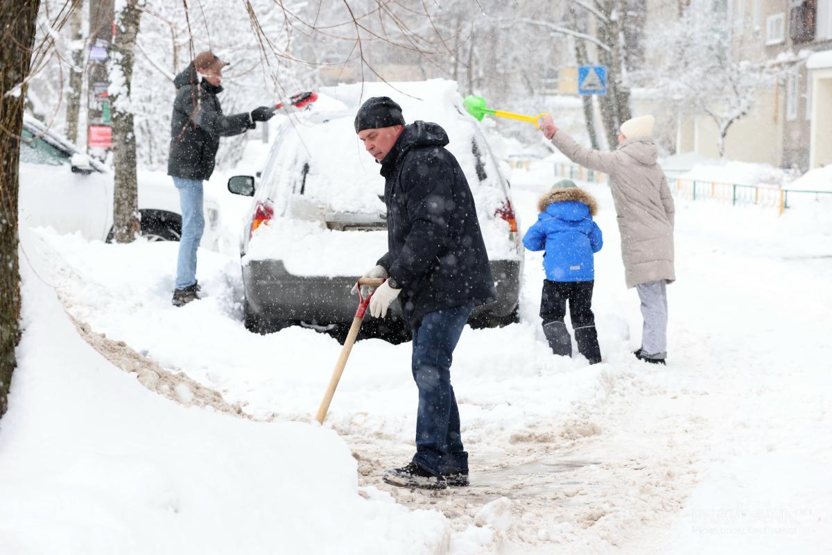 Нижегородцы жалуются на плохую очистку дворов после снегопада