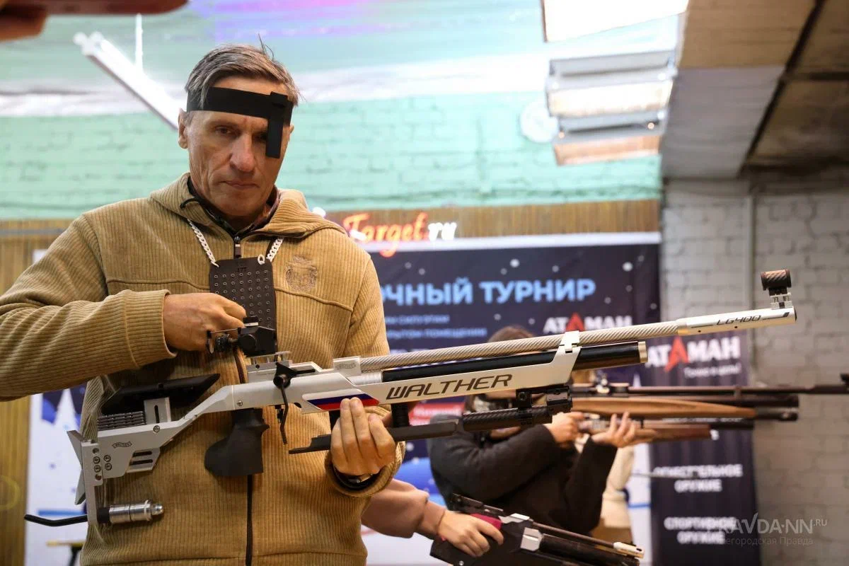 Александр Воложанин