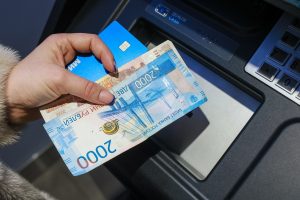 Накопительные счета стали главным инструментом сбережений россиян в августе