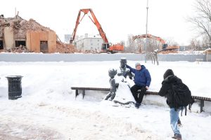 Александр Воложанин