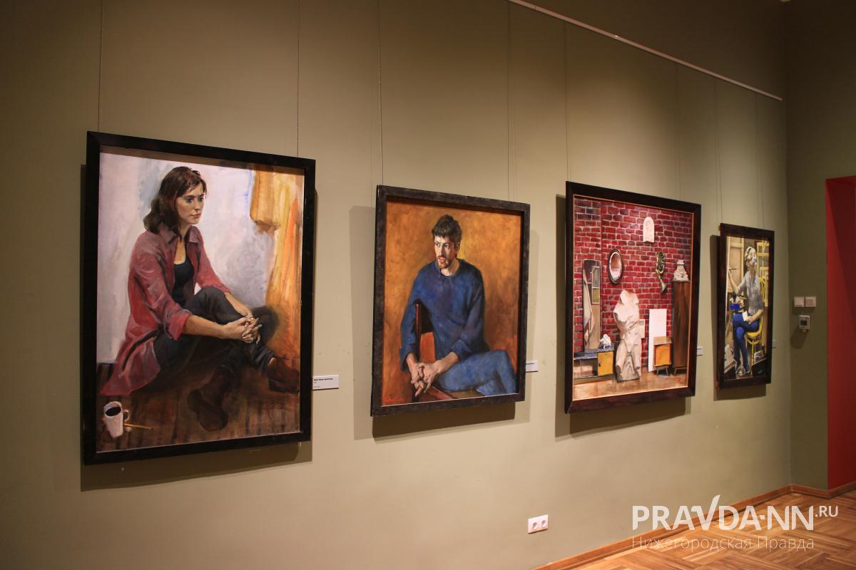 Опубликованы фото с выставки Евгения Хлюнева «В погоне за ветром»