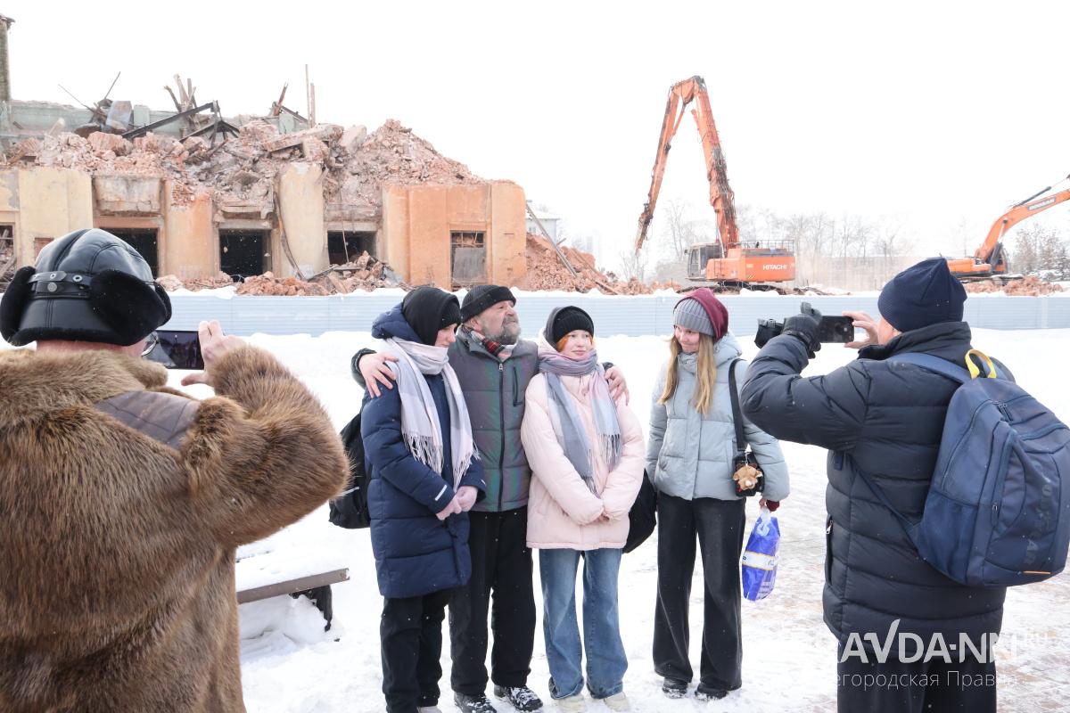 Александр Воложанин