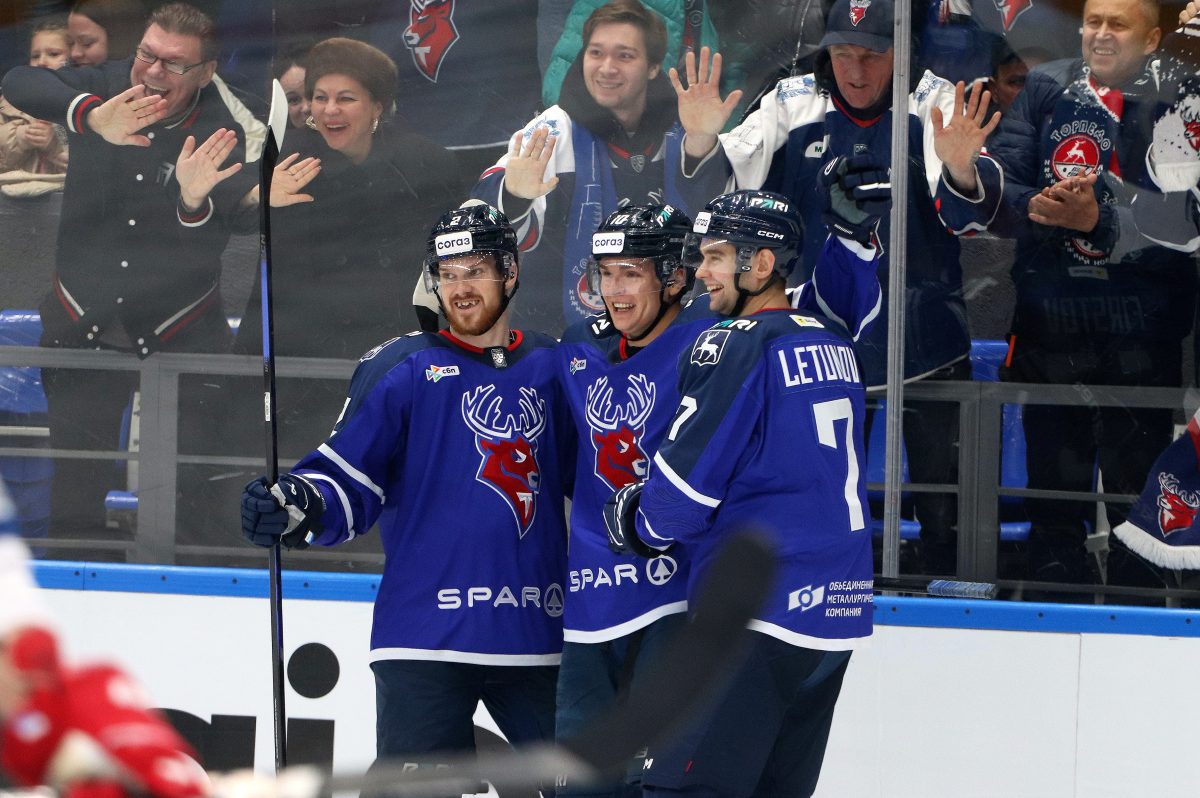 «Торпедо» не испытало проблем в матче с «Шанхайскими Драконами»