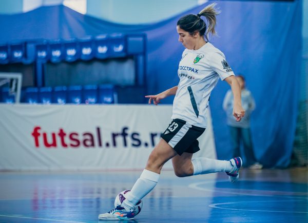 Футзалистки нижегородской «Норманочки» выиграли первый матч в&nbsp;Пензе