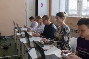 Более 250 школьников и студентов СПО участвовали в «ПроДвижении»