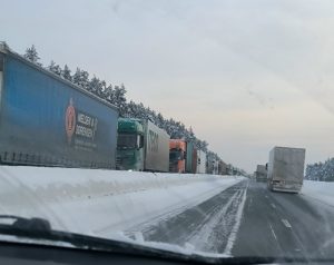 Многокилометровая пробка снова образовалась на трассе М‑7 около Гороховца