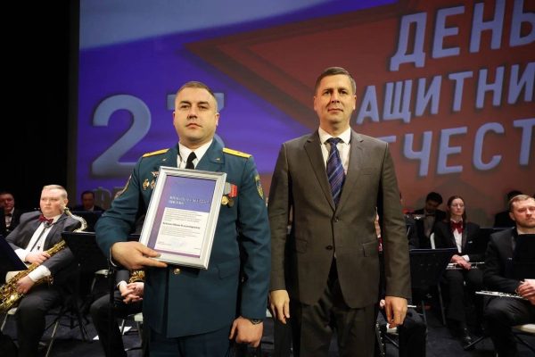 Госнаграды вручили сотрудникам нижегородских чрезвычайных ведомств