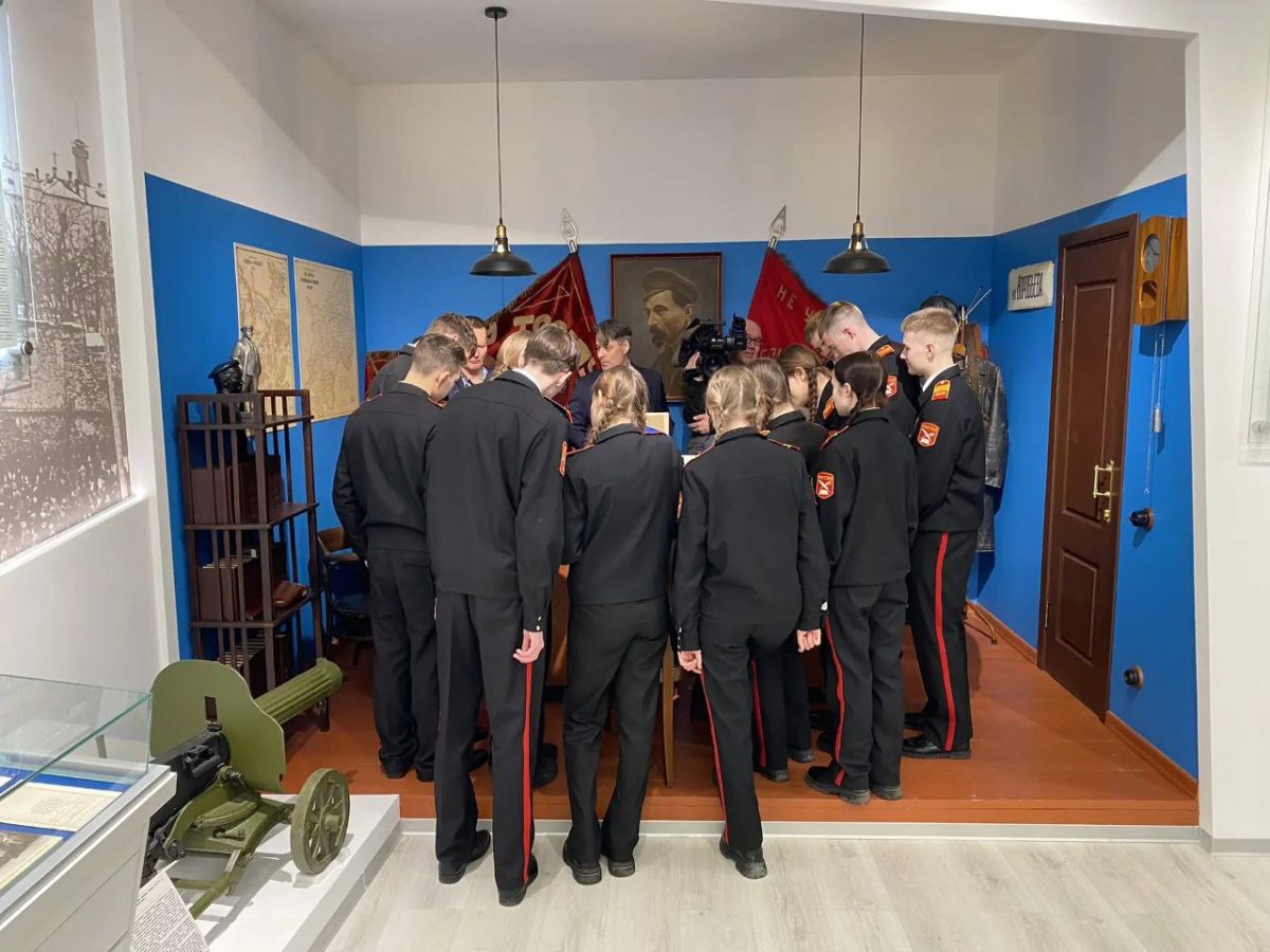 Нижегородские кадеты посетили обновленный зал Управления ФСБ России