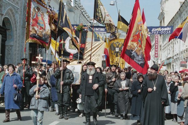 Белая пурга: как современные антисоветчики разрушают Россию