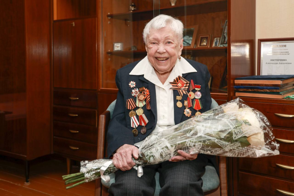 101 год исполнился участнице Сталинградской битвы Александре Нестеренко