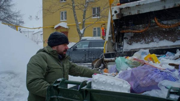 Снегопады скорректировали работу мусоровозов в Нижнем Новгороде