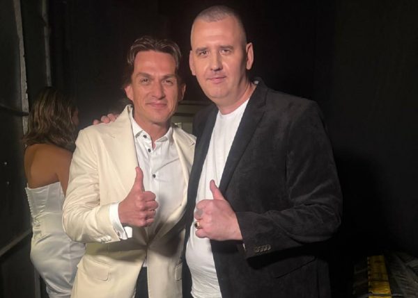 Влад Топалов с Региной Тодоренко спели песню бывшего грузчика из Дзержинска