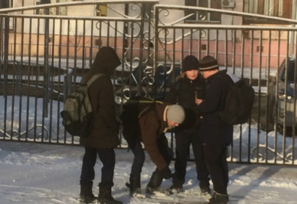 Эксперты прокомментировали волну подросткового насилия в России