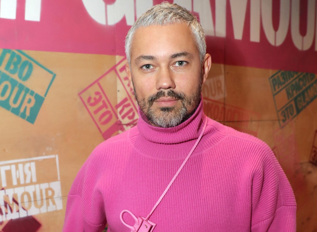 Появились слухи об увольнении Александра Рогова из «Модного приговора»