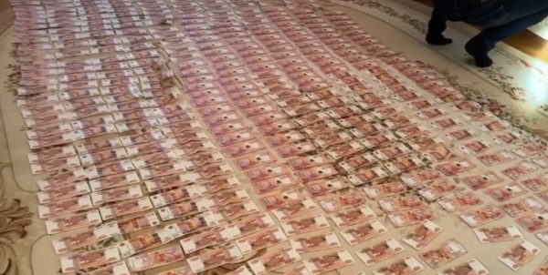 Гендиректора «Нижавтодорстроя» задержали из-за взятки в 7 млн рублей