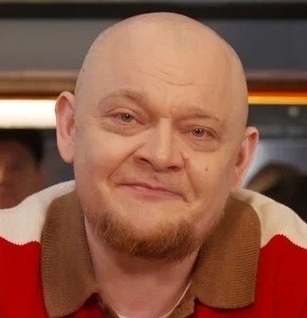 Михаил Стогниенко