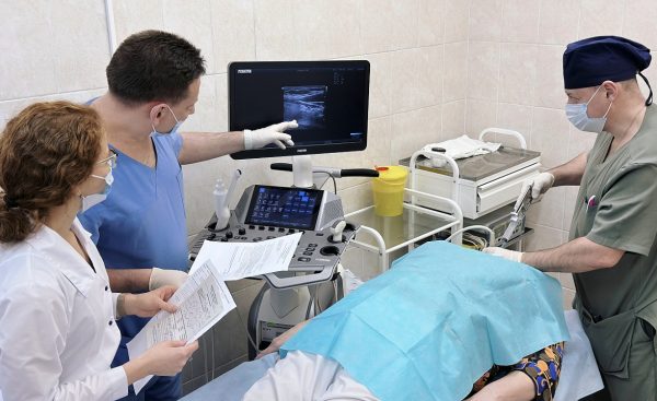 Эндокринолог Ирина Кузьмина рассказала, как выявить и лечить гиперпаратиреоз