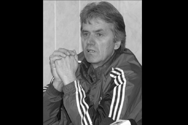 Умер нижегородский футбольный тренер Владимир Зиновьев