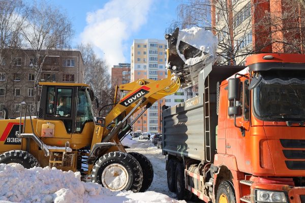 В Сормовском районе проверили качество уборки снега