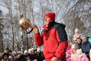 Александр Воложанин