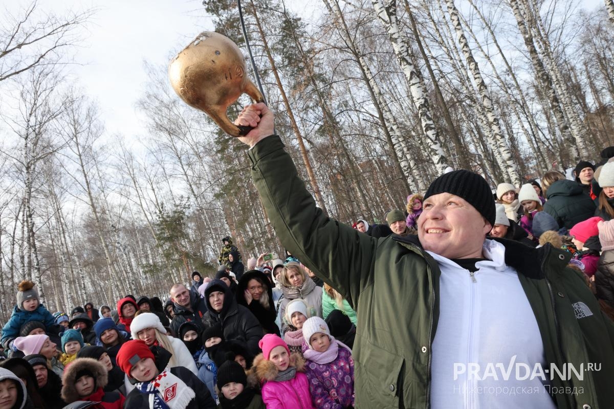 Александр Воложанин