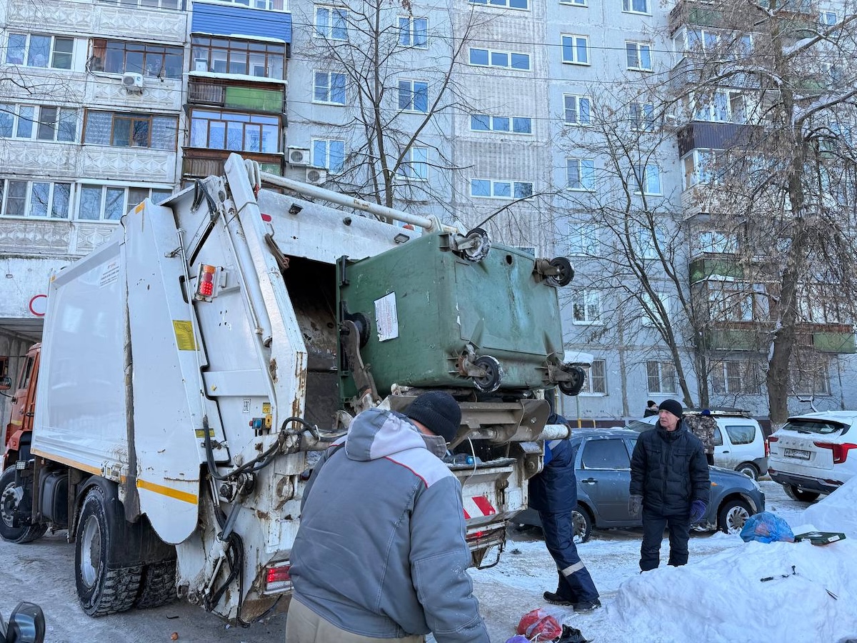 Контейнерные площадки снова стали чистыми