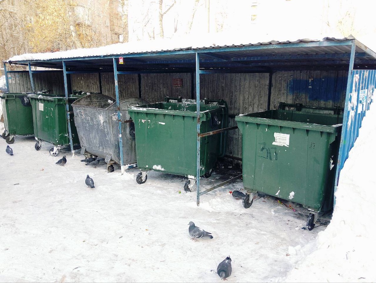 Работа по вывозу мусора с контейнерных площадок идет в усиленном режиме
